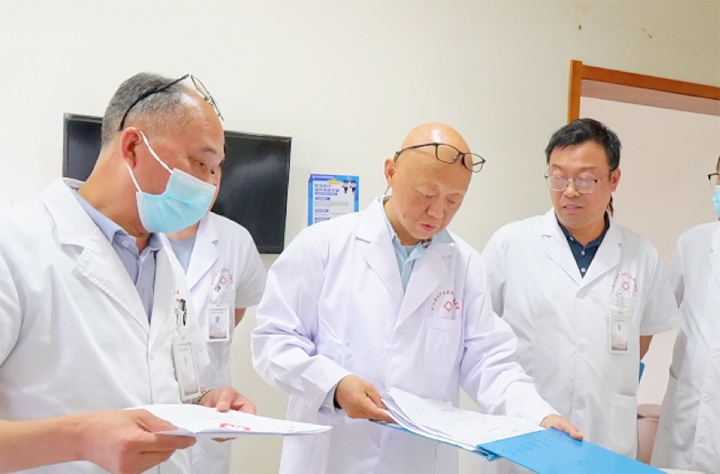 癫痫难题“一站式”攻克!特邀华中科技大学附属协和医院邓学军教授莅临开展多学科会诊