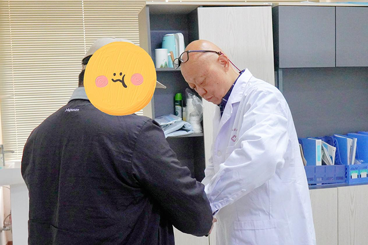 陕西省中医医院原脑病康复科邓学军教授莅临武汉中际医院亲诊，直面脑病困扰，量身定制康复方案!