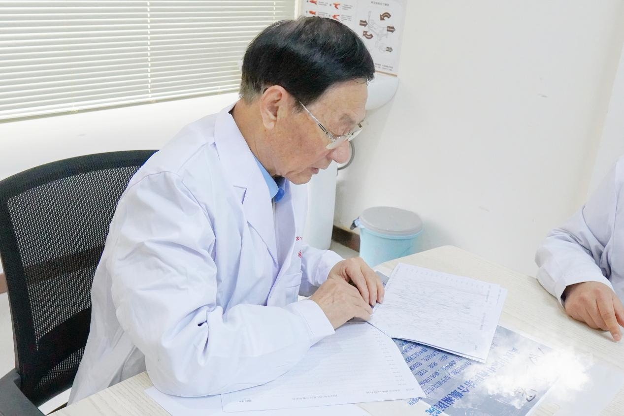 挂号难?路途远?这次不用去北京!武汉中际医院特邀北京大学第一医院黄世昌主任在“家门口”联合会诊