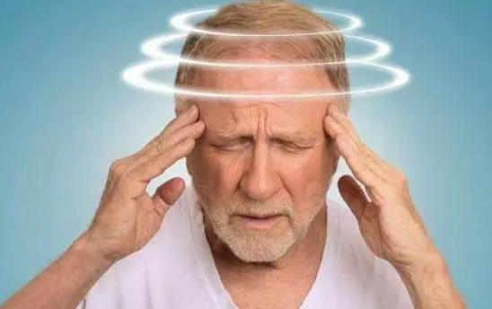 老人突然抽搐？别大意！这些症状，可能是癫痫的信号