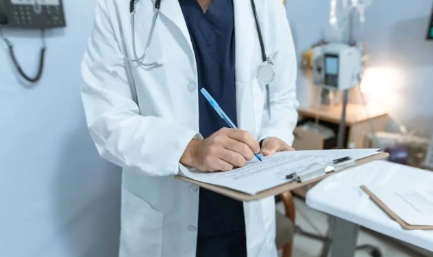 别只认抽搐口吐白沫！这些“隐形”癫痫症状，最容易被忽视