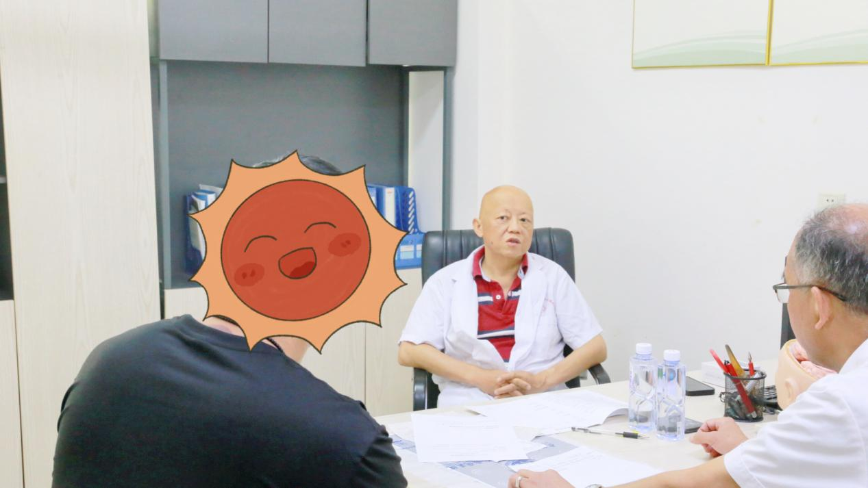 专家面对面，健康有保障 | 华中科大附属协和医院邓学军教授亲诊武汉中际医院!为患者点亮“无痫”未来